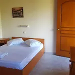 Lotos Apartman *