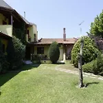 Lotos Apartman *