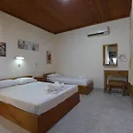 Apartman Lotos *