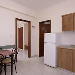 Lotos Apartman *