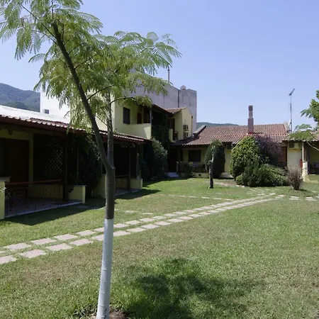 Lotos Apartman Sztavrósz